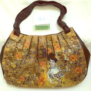 Icon handbag like new.